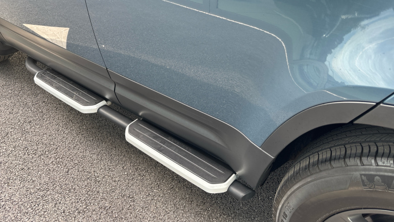 Land Rover Defender 2.0 D240 HSE 110 5dr Auto [6 Seat] Diesel Estate